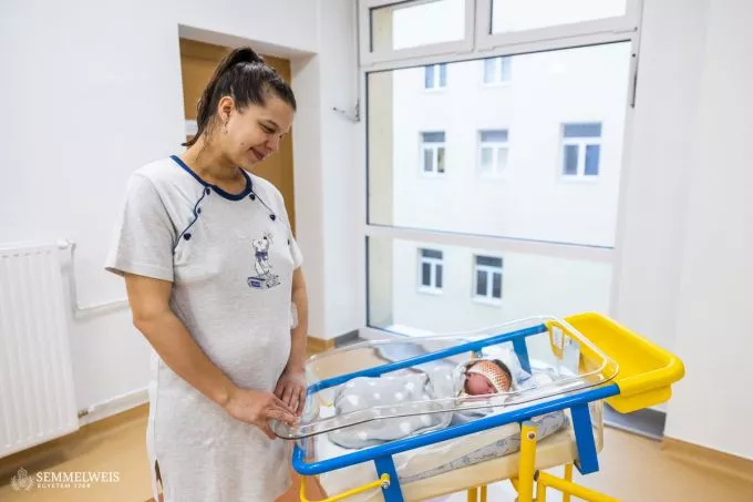 Kisfiú az év első újszülöttje a Semmelweis Egyetemen
