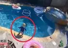 A medencébe esett az egyéves gyermek, amíg nem figyelt az apja - így mentette meg (videó)