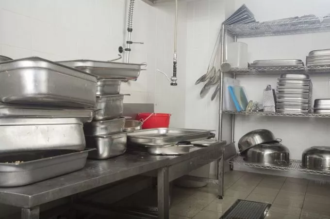 77 ezer forintos bérért keresnek konyhai kisegítőt egy óvodába napi 8 órában