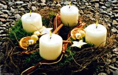 Adventi koszorúk