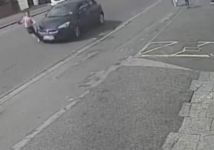 Métereket repült a kislány - sokkoló videóval hívja fel a figyelmet a veszélyre a rendőrség