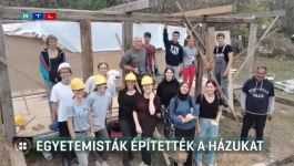 Elkészült a ház, amit a pécsi egyetemisták építettek egy hajléktalan párnak