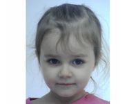 3 éves, tündéri kislány tűnt el Budapesten 