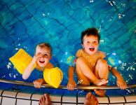 Gyermekbarát strandok Budapesten és környékén: 10 szuper fürdő, ahol jól szórakozhatnak a kicsik
