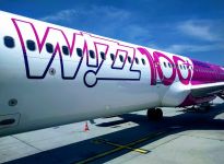 A Wizz Air járatán szülte meg kisbabáját egy nő